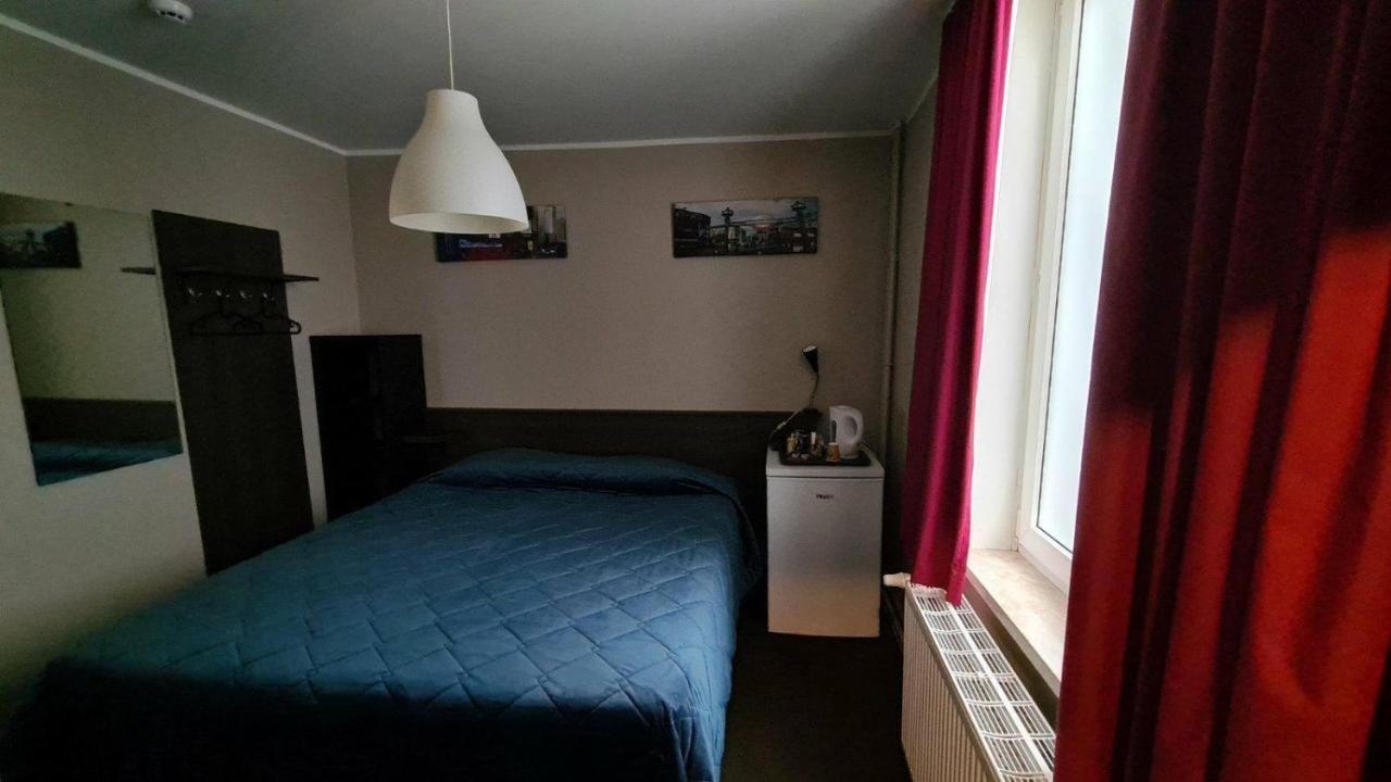 Hotel Melissa Peruwelz Экстерьер фото