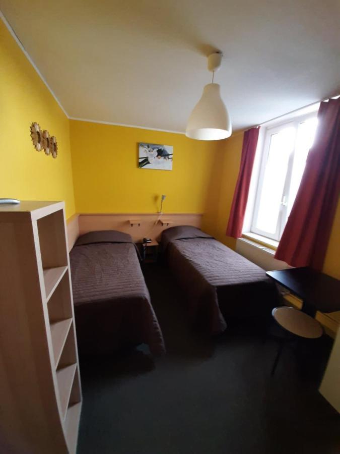 Hotel Melissa Peruwelz Экстерьер фото