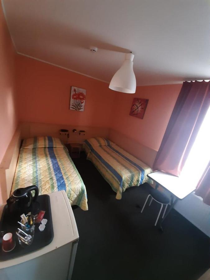 Hotel Melissa Peruwelz Экстерьер фото
