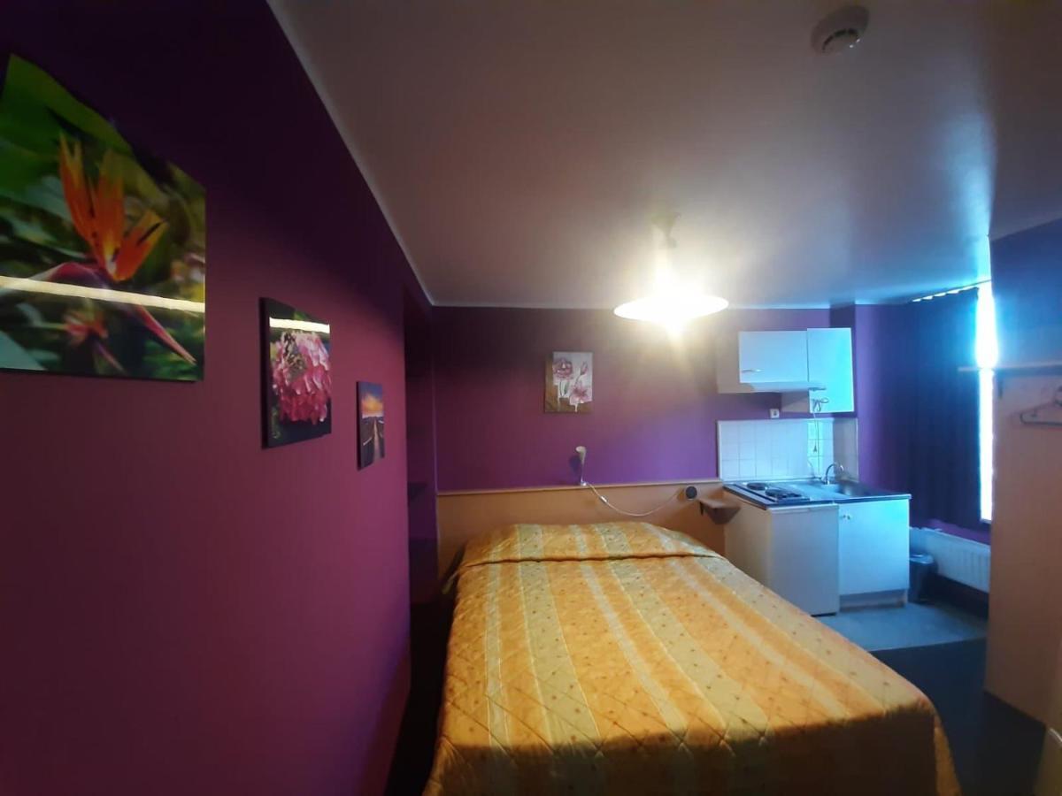 Hotel Melissa Peruwelz Экстерьер фото
