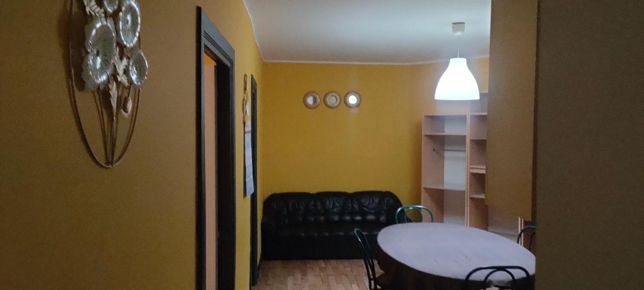 Hotel Melissa Peruwelz Экстерьер фото