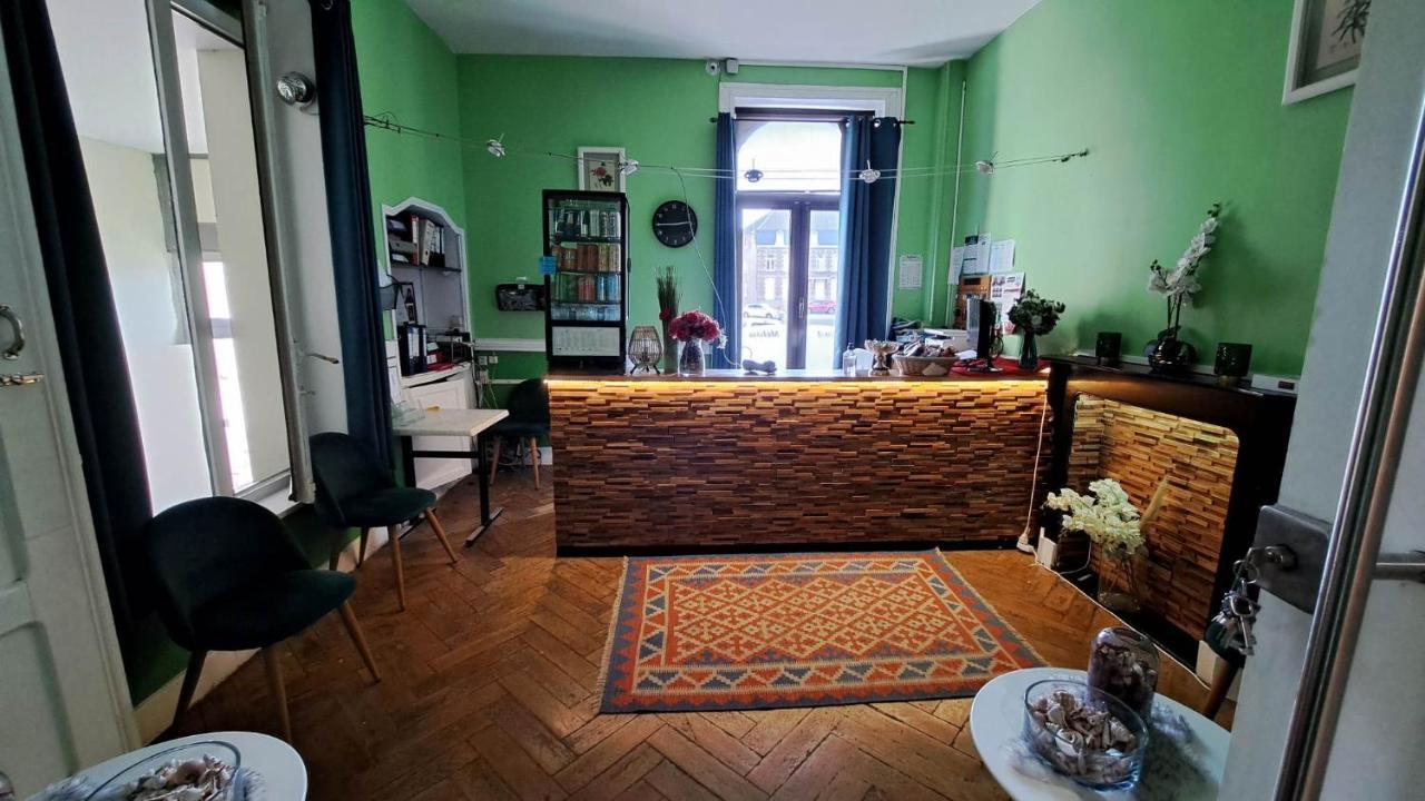Hotel Melissa Peruwelz Экстерьер фото